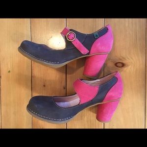 El Naturalista Mary Jane Pumps